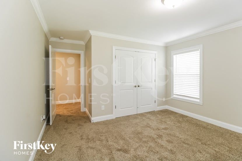 Building Photo - 2802 Fallin Ct