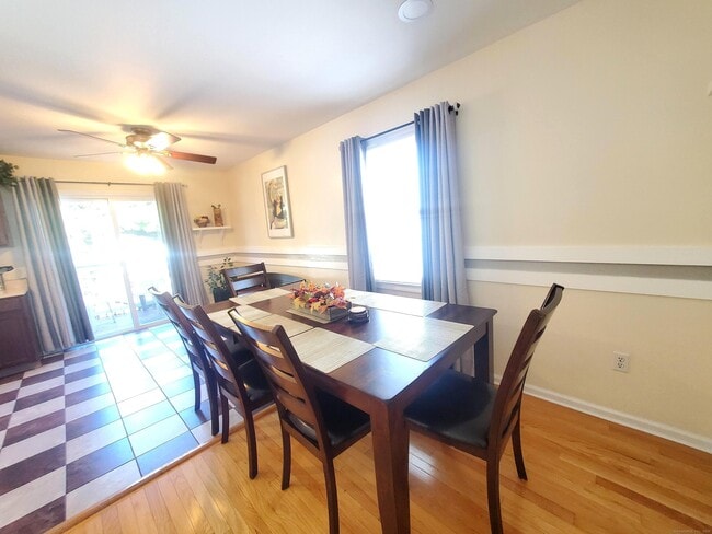 Building Photo - 39 Nash Pl