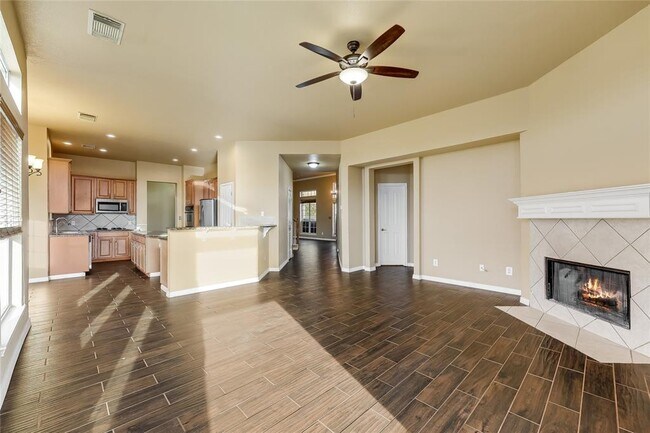 Building Photo - 9200 Hurley Cove