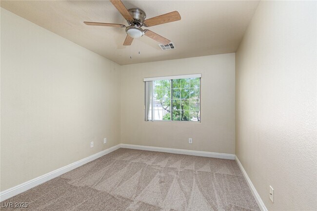 Building Photo - 9029 Mossy Hollow Ave