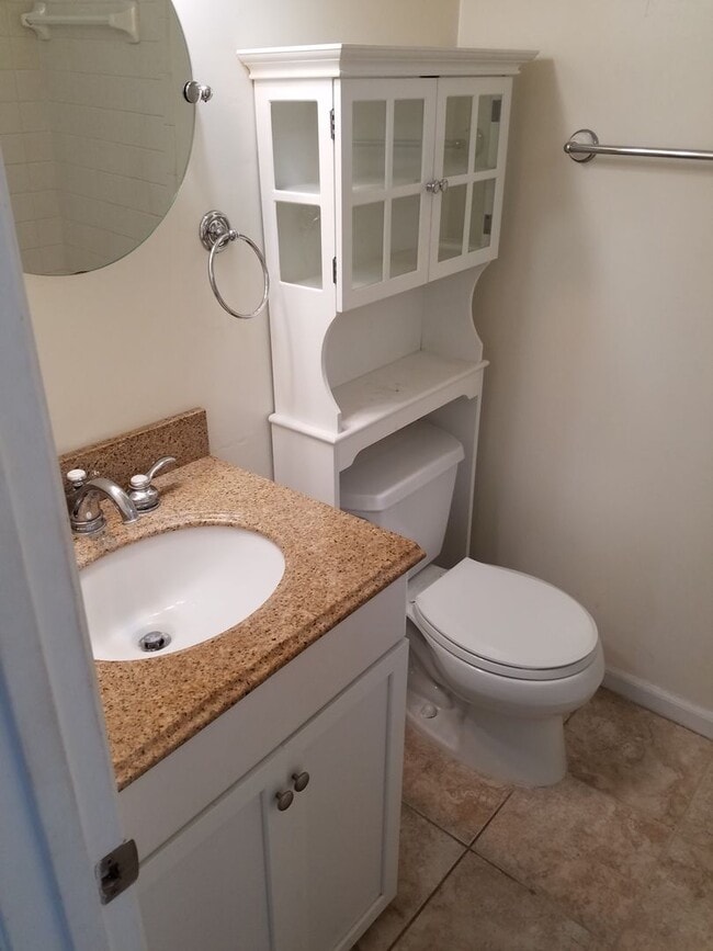 Building Photo - 1321 Airport Dr