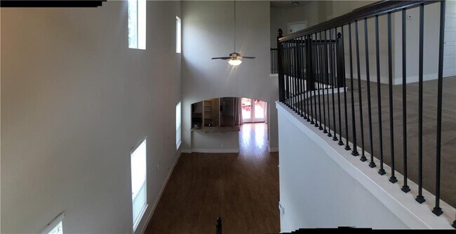 Building Photo - 2101 Rivers Edge Way