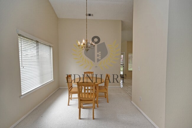 Building Photo - 6447 N Vagedes Ave