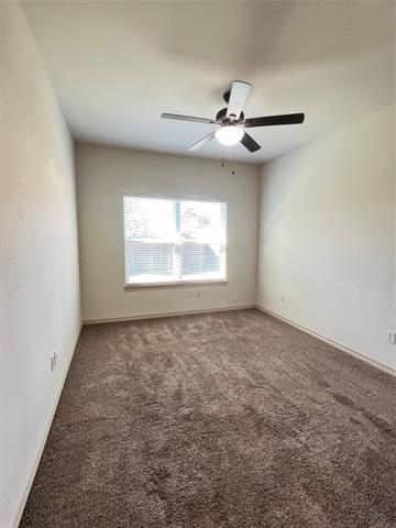 Building Photo - 214 Lasso Cir