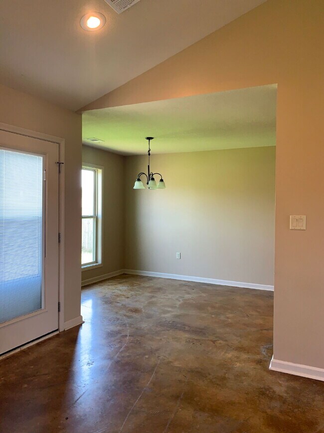 Building Photo - 434 Wildwood Point