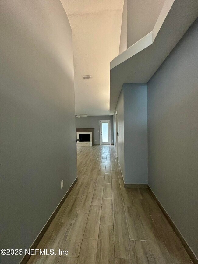 Building Photo - 3018 Hickory Glen Dr