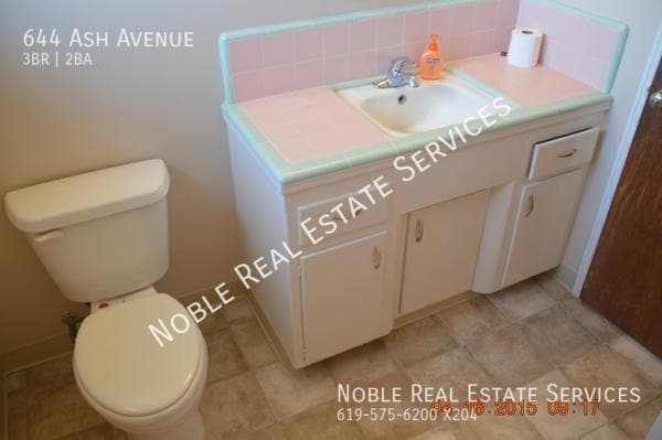 Building Photo - 644 Ash Ave