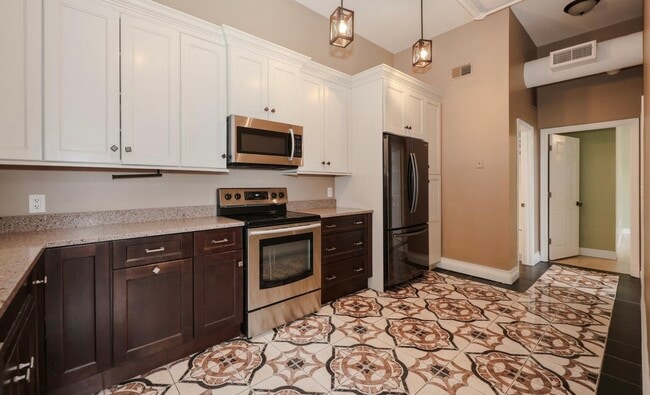 Kitchen - 15 Mount Saint Marys Way