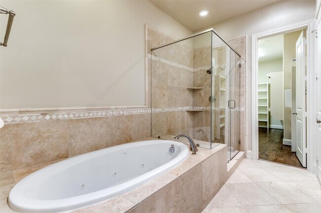 Building Photo - 2186 Aylesport Dr