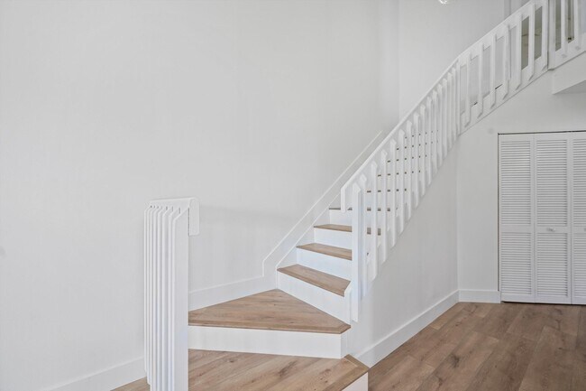 Building Photo - 4451 Willow Pond Rd