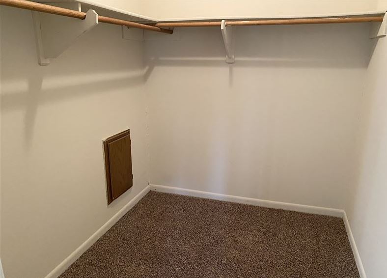 Building Photo - 2411 Pedernales Dr