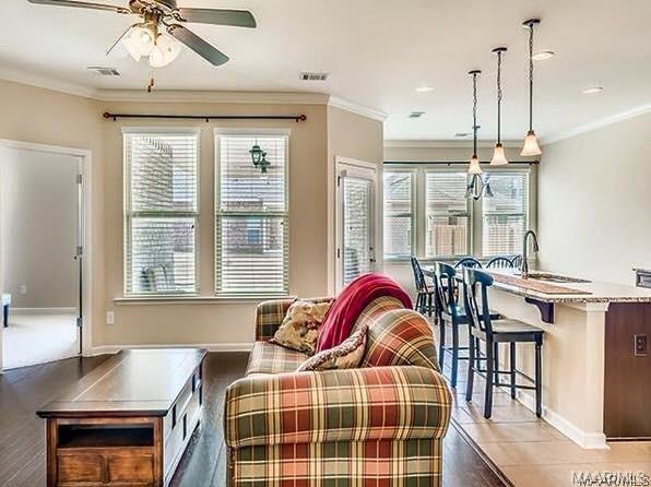 Building Photo - 9324 Turnberry Park Dr