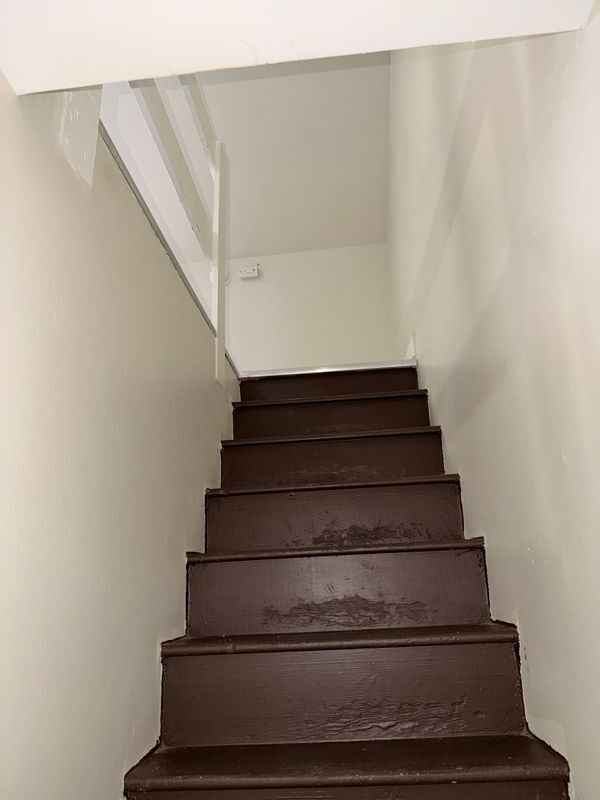 Building Photo - 328 Pattison St