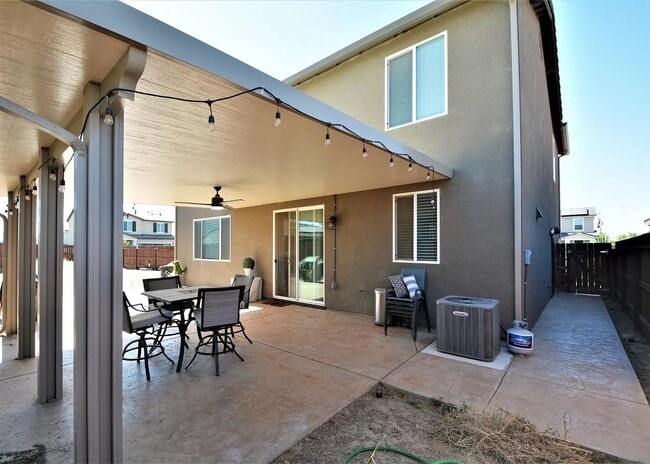 Building Photo - 6856 E Geary St