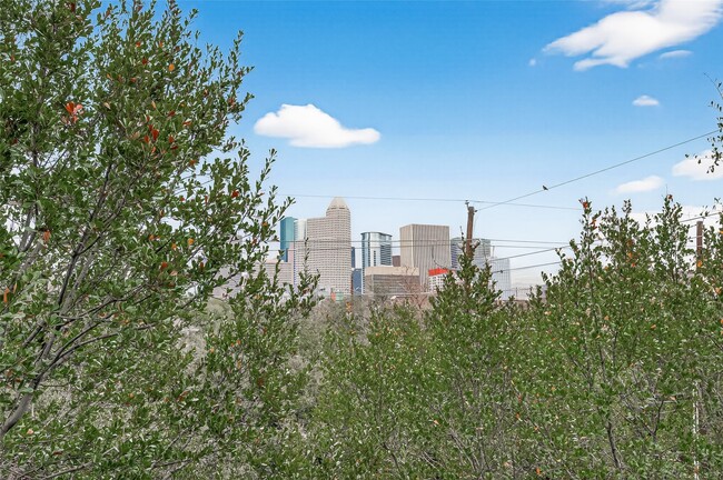 Building Photo - 118 McGowen St