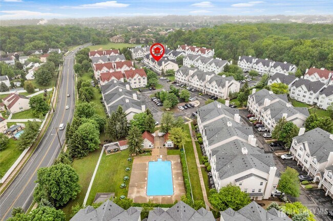 Building Photo - 21 Inverness Dr