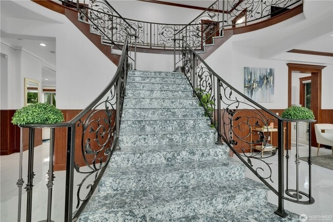 Building Photo - Exquisite Custom-Built 6 Bedroom 5.5 Bath House in Kent