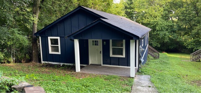 Building Photo - 3759 Grace Ave