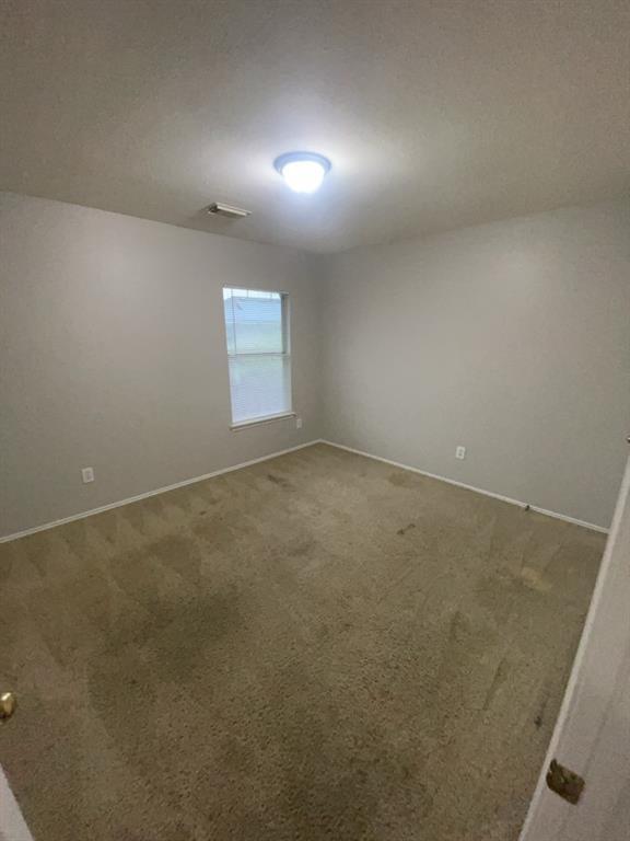Building Photo - 20911 Southvine Ct
