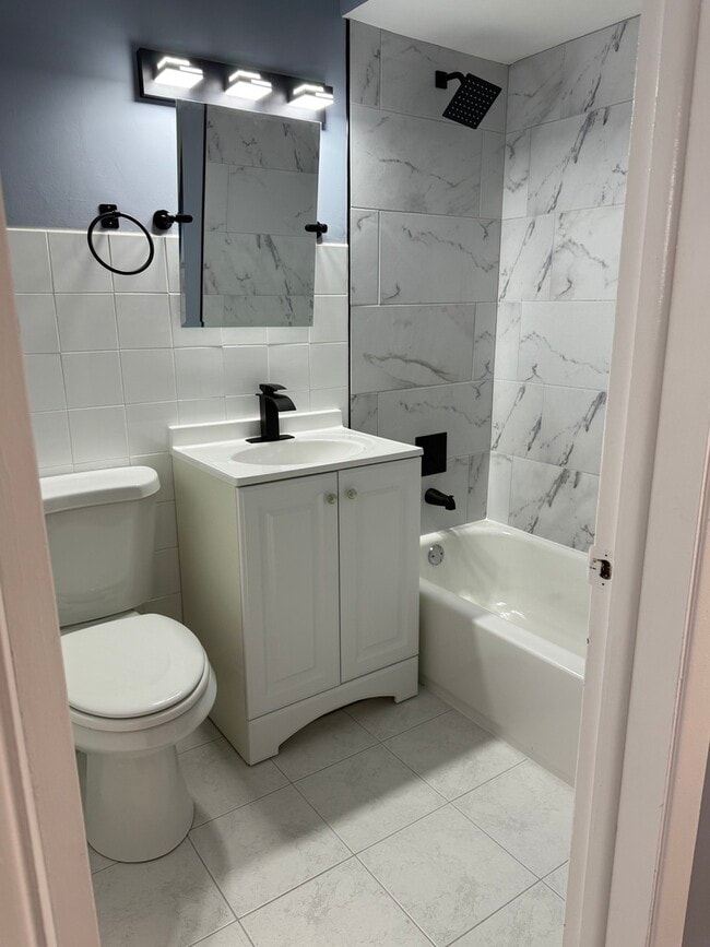 Building Photo - 44 N King Arthur Ct