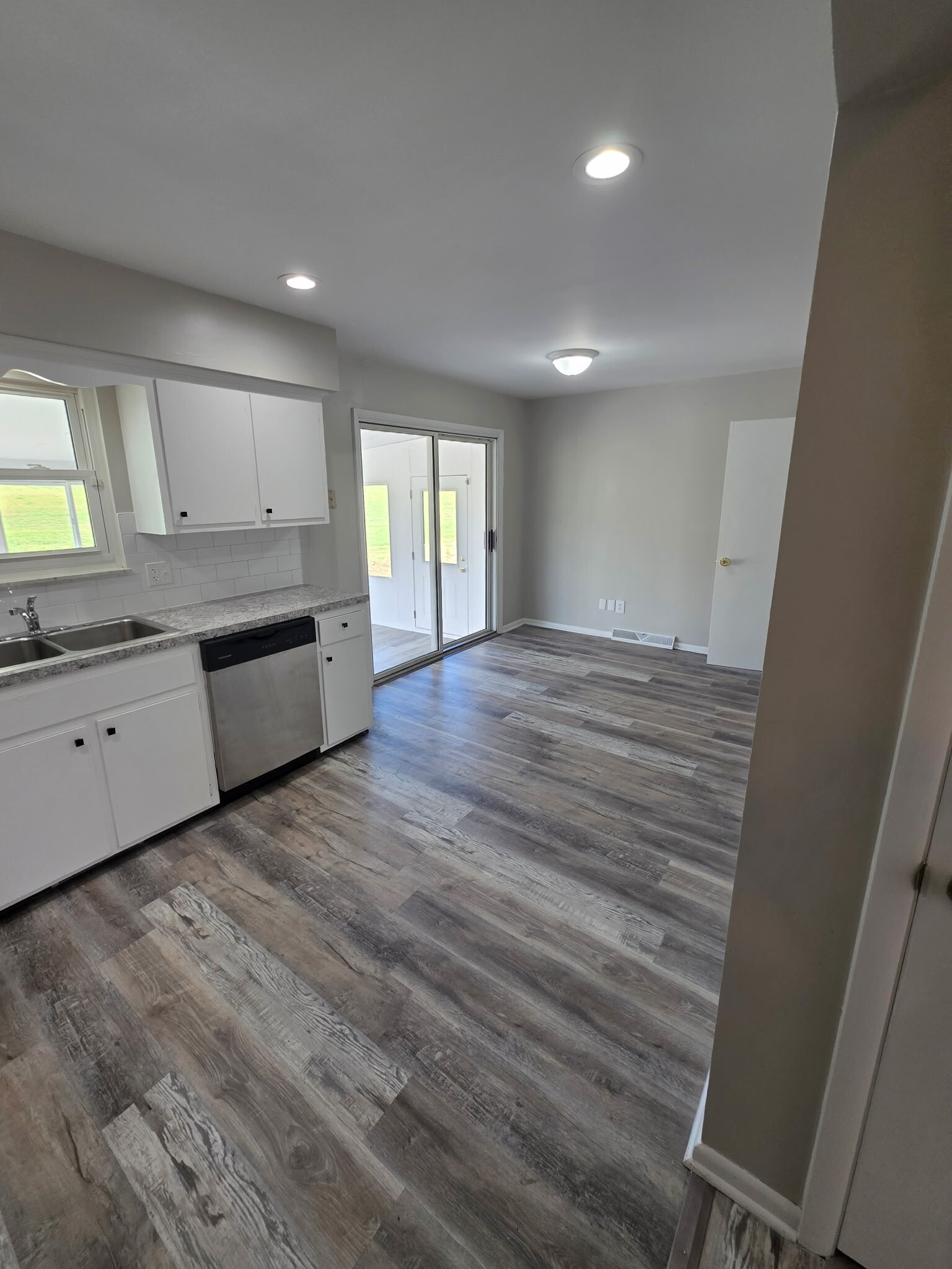 Building Photo - 3187 Licking Valley Rd