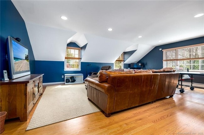 Building Photo - 266 W Haviland Ln