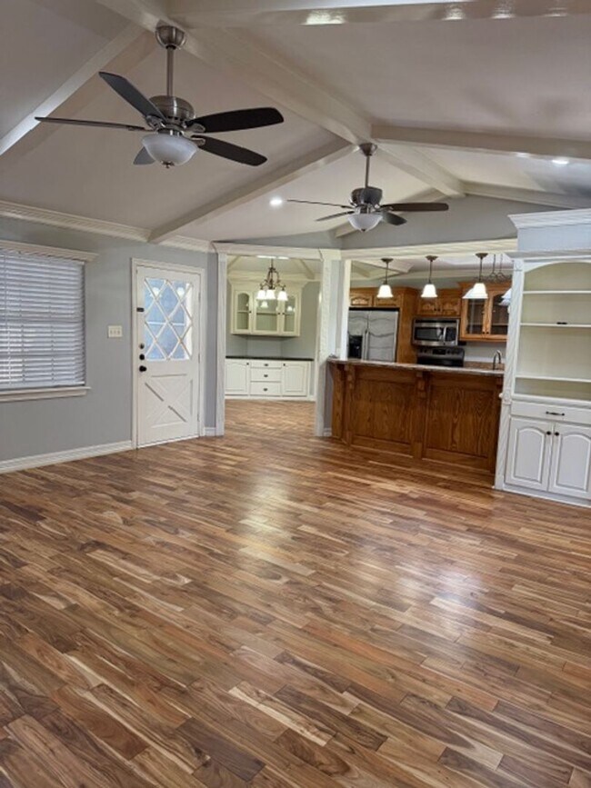 Building Photo - 4701 N 8th St