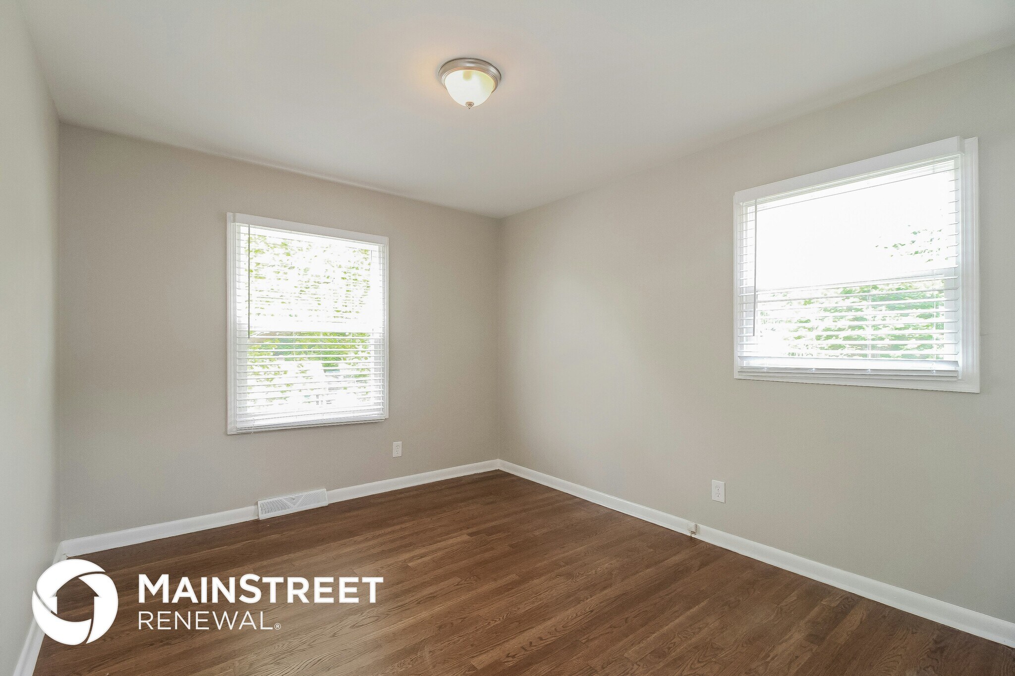 Building Photo - 3200 Flanders Ct