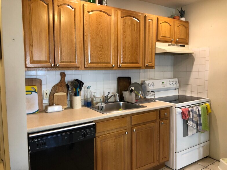 Building Photo - 104 Hammond St