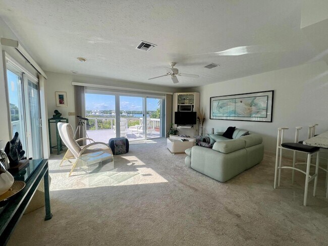 Building Photo - 2486 Harbour Cove Dr