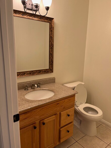 Building Photo - 22008 Lemarsh St