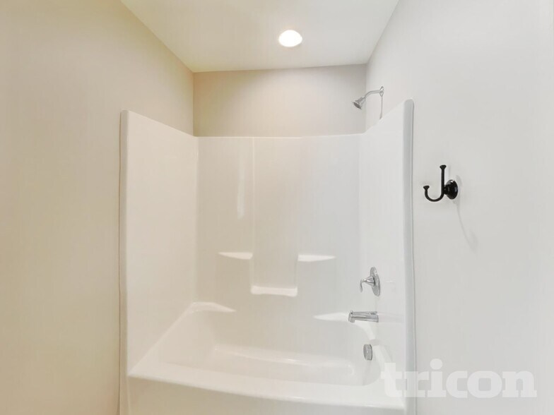 Building Photo - 3716 Massey Ridge Ct
