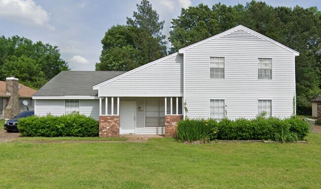 Primary Photo - 2242 Birken Dr
