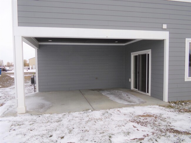 Building Photo - 2148 Walter Rd