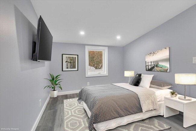 Building Photo - 21 Deepwood Dr