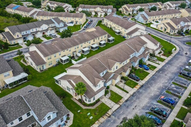 Building Photo - 9815 Carlsdale Dr