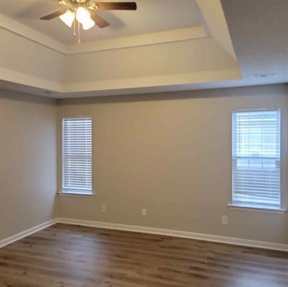 Building Photo - Newly renovated home close to RAFB