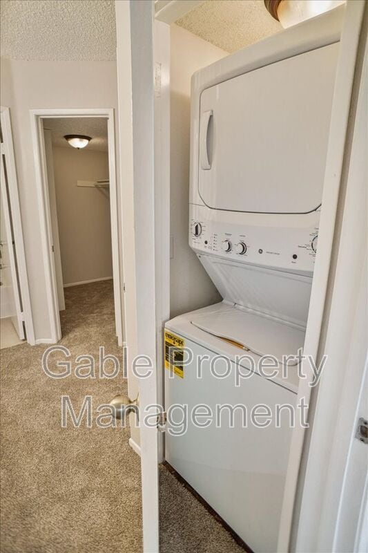 Building Photo - 23835 Del Monte Dr.