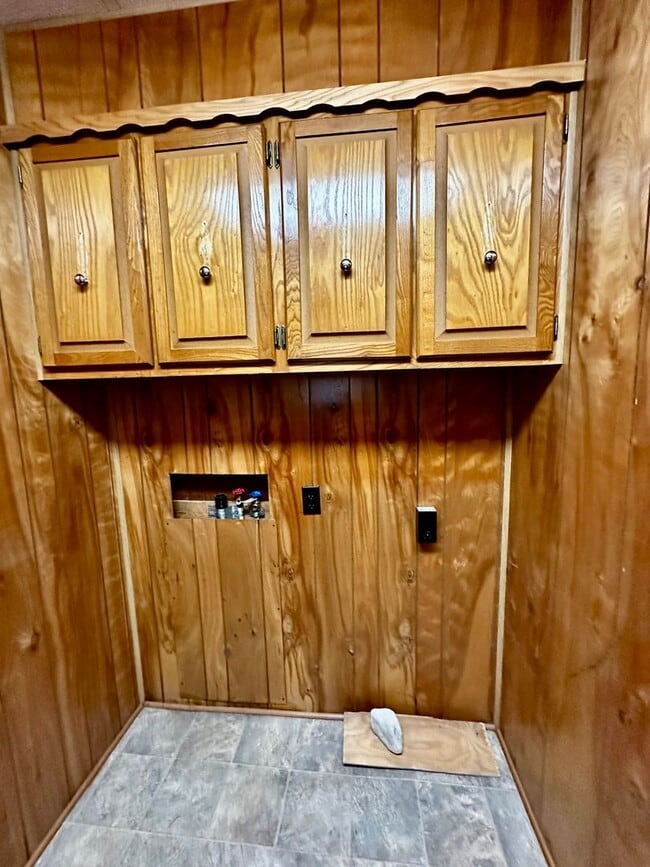 Building Photo - 2/2 Mobile Home