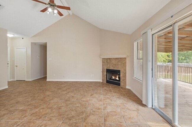 Building Photo - MAY MOVE IN!  3 Bed, 2 Bath Home in Bryan Available Now!