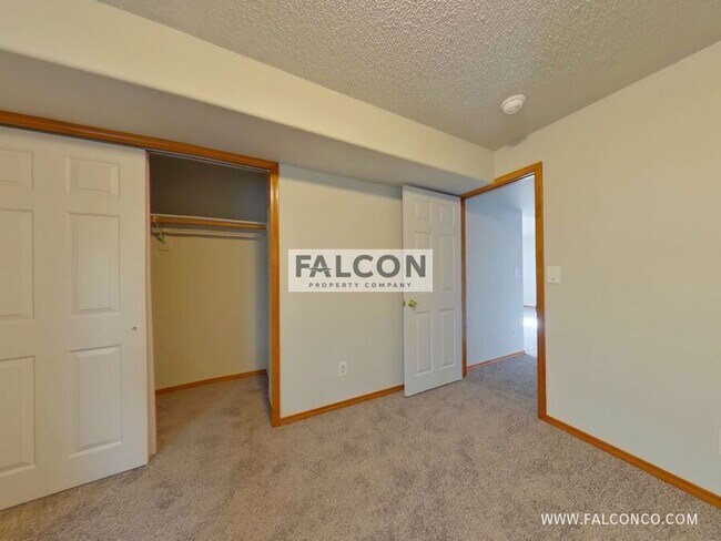 Building Photo - 5982 Corinth Dr