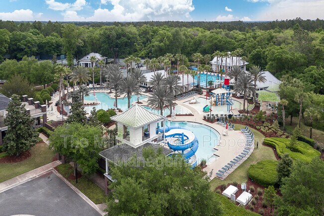 Building Photo - 710 Crystal Way