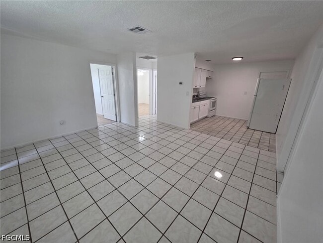 Building Photo - 5426 Sago Ave