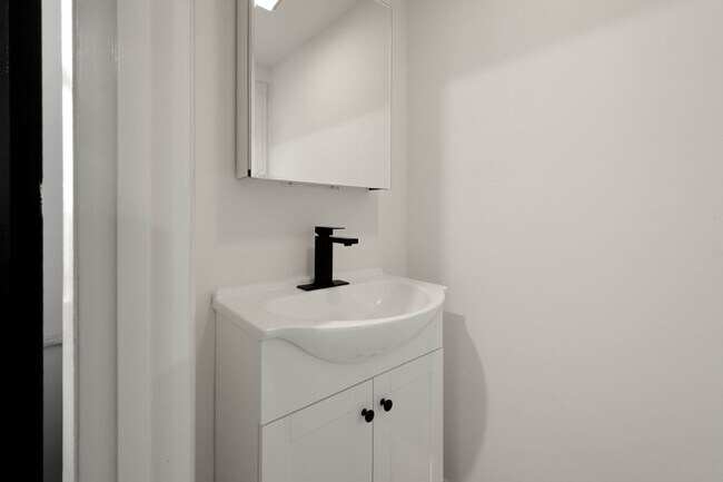 Building Photo - MOVE IN TODAY to this FULLY RENOVATED 4-BEDROOM located in Munhall!