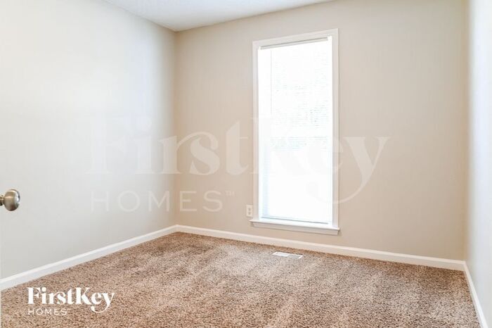 Building Photo - 7113 Spanglers Spring Way