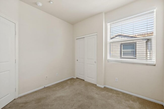Building Photo - 2473 Antlers Way