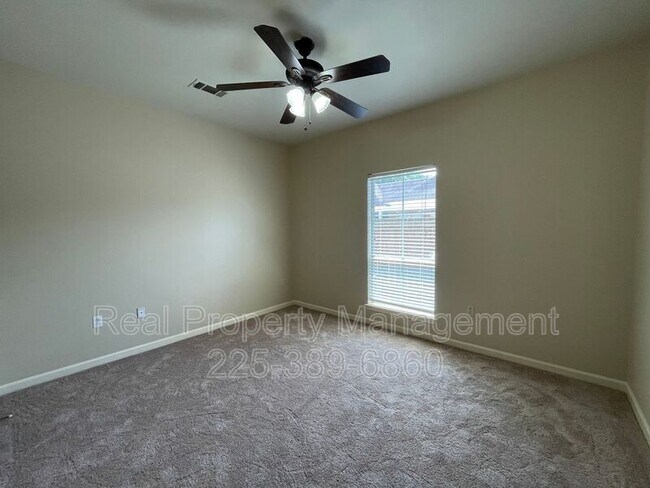 Building Photo - 13263 Quail Meadow Dr