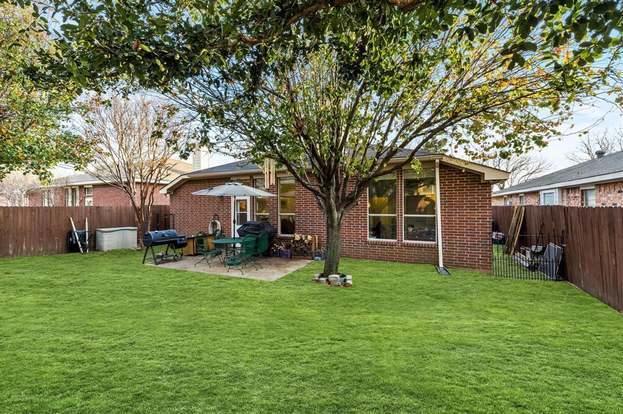 Building Photo - 1055 Port Sullivan Dr