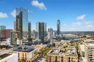Building Photo - 1100 Wilshire Blvd