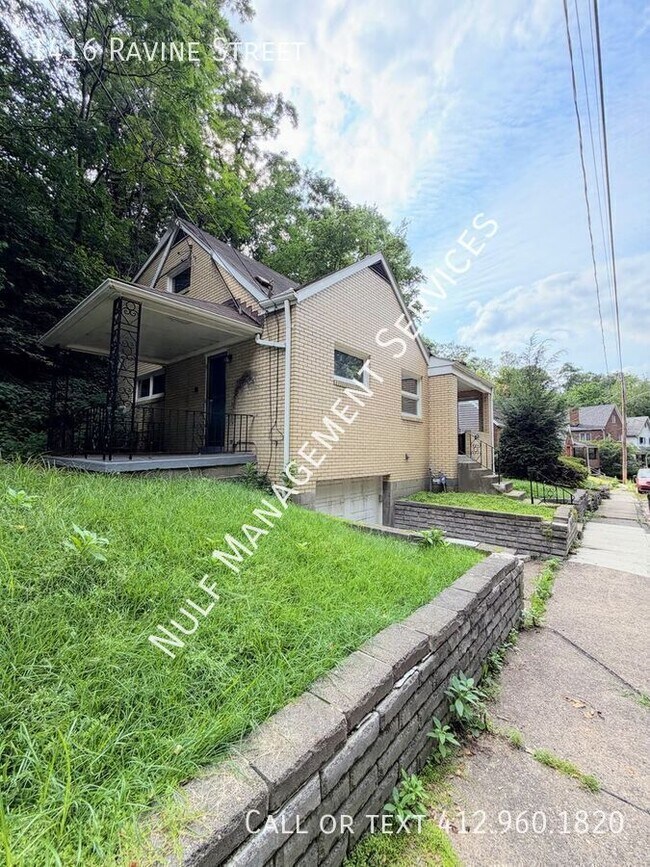 Building Photo - 1416 Ravine St